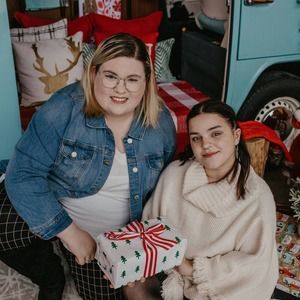 Meet your Posher, Ahnika